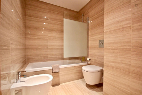Luxurious 4-bedroom flat in Algés - Gallery - 10