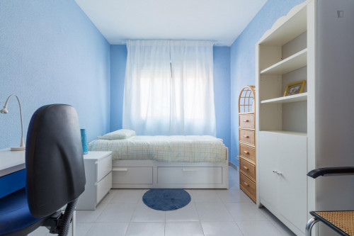 Attractive single bedroom near the Alcobendas-SS de los Reyes train station