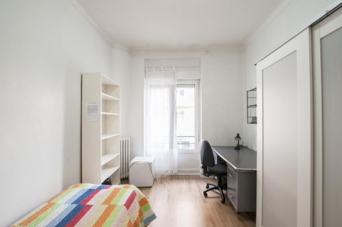 Comfy single bedroom, in student residence in Lista