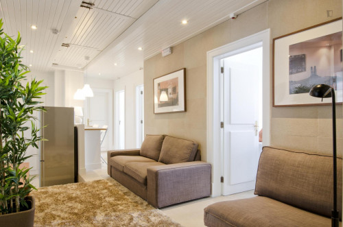 Simple single bedroom in stylish Chiado - Gallery - 14