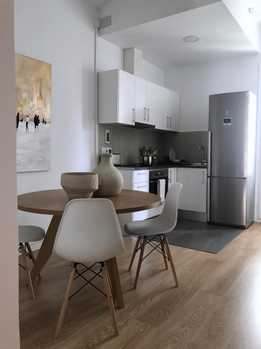 Luminous DOUBLE BEDROOM near Collblanc Metro Station! - Gallery - 19