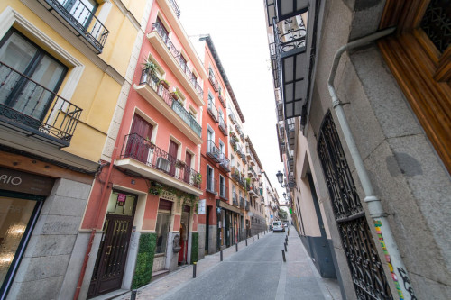 1-Bedroom apartment near Antón Martín metro station