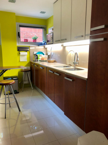 Single bedroom, with private bathroom, in 2-bedroom apartment - Gallery - 5