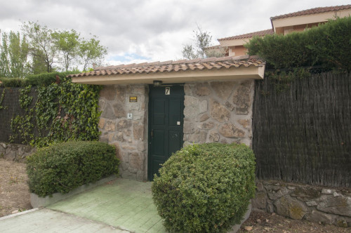 Lovely 2-bedroom house in Villafranca del Castillo