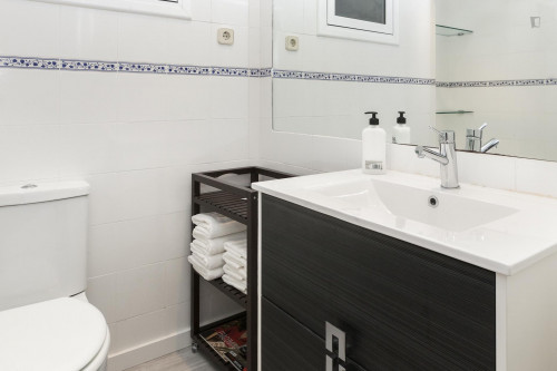 BCN City Center 4BR and 2 BathR - Gallery - 24