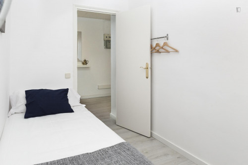 BCN City Center 4BR and 2 BathR - Gallery - 13