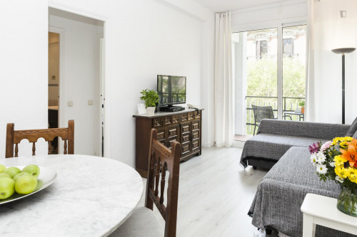 BCN City Center 4BR And 2 BathR, Teleworking - 2