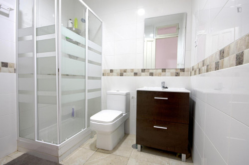 Single bedroom in cool apartment in the Opera neighbourhood  - Gallery -  5