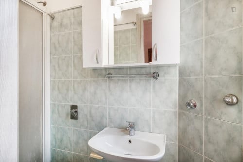 Single bed in shared bedroom near Sesto Marelli metro station - Gallery - 13