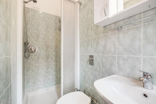 Single bed in shared bedroom near Sesto Marelli metro station - Gallery - 14