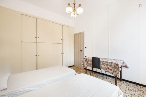 Single bed in shared bedroom near Sesto Marelli metro station - Gallery - 4