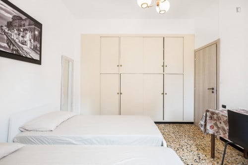 Single bed in shared bedroom near Sesto Marelli metro station - Gallery - 3
