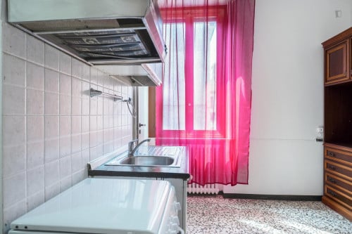 Single bed in shared bedroom near Sesto Marelli metro station - Gallery - 11