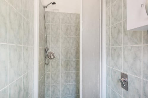 Single bed in shared bedroom near Sesto Marelli metro station - Gallery - 15