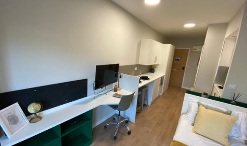  Studio Silver  -  The Depot Roost  - Gallery -  5