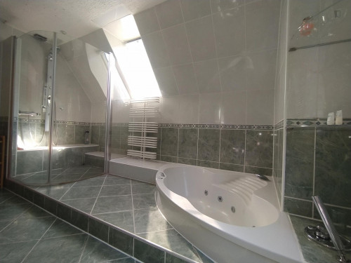 Warm and cosy twin bedroom near the Karlshorst train station - Gallery - 9