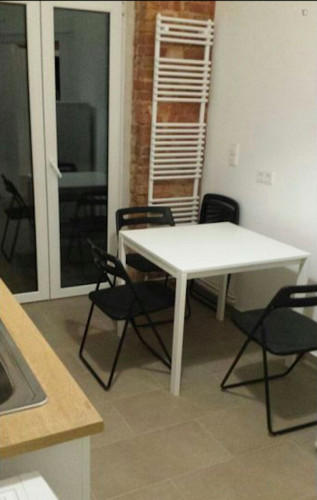 Comfy single bedroom in 6-bed apartment in Berlin