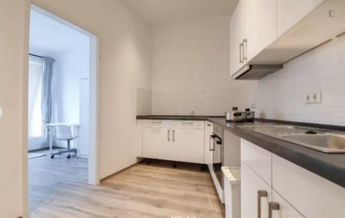 Welcoming single bedroom in Kreuzberg - Gallery - 5