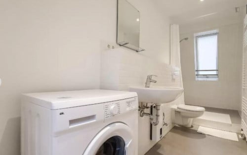 Welcoming single bedroom in Kreuzberg - Gallery - 6