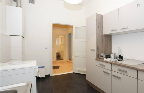 Spacious and bright room in 2-bedroom apartment in Neukölln - Gallery - 12