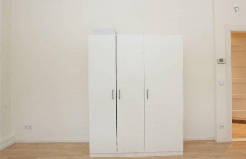 Spacious and bright room in 2-bedroom apartment in Neukölln - Gallery - 20