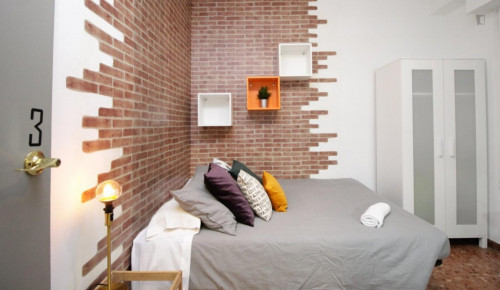 RH3-R3 Double bedroom in 14-bedroom apartment - Gallery - 5
