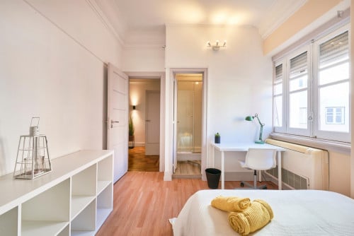 Amazing ensuite bedroom in Marquês de Pombal - Gallery - 32