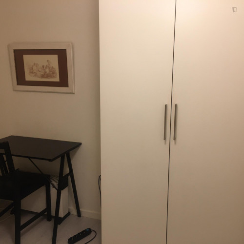 Nice single bedroom close to Salgueiros metro station