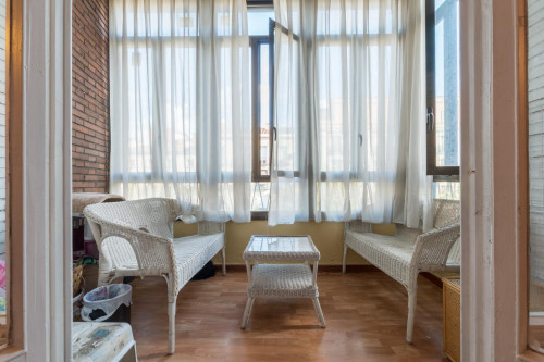 Homely single ensuite bedroom in vibrant Lavapiés