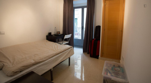 Double Ensuite Bedroom In 11-Room Apartment In The Centre Of Madrid - 2