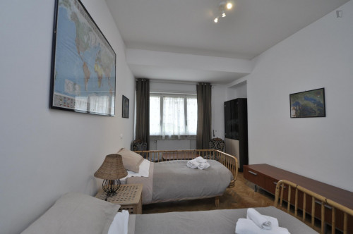 Snug twin bedroom in Aurelio neighbourhood  - Gallery -  2