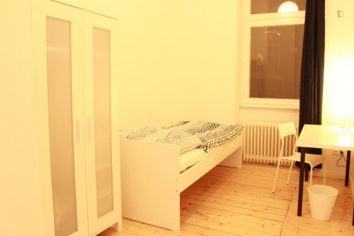 Great single bedroom in Gesundbrunnen