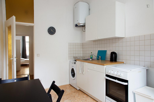 Pleasant single bedroom near the Schlesisches Tor metro - Gallery - 5