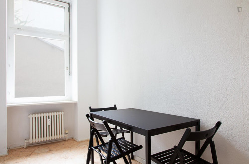 Pleasant single bedroom near the Schlesisches Tor metro - Gallery - 7