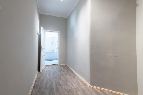 Large single bedroom in Oberschoeneweide - Gallery - 12