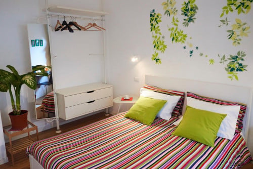 Double bedroom in a 3-bedroom apartment near Cipro metro station