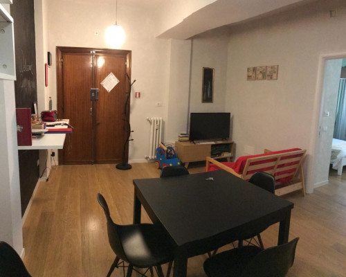 Double bedroom in a 3-bedroom apartment near Cipro metro station - Gallery - 14