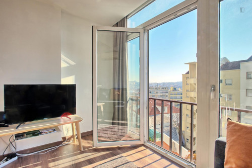Cozy 1-bedroom apartment near Instituto Superior Técnico - Gallery - 18
