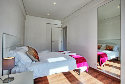 Cozy 1-bedroom apartment near Instituto Superior Técnico - Gallery - 23