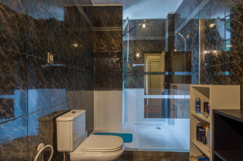 Comfy twin bedroom in a 6-bedroom flat 10 minutes from FEUP, Polo Universitário - Gallery - 14