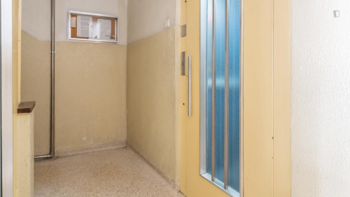 Comfy twin bedroom in a 6-bedroom flat 10 minutes from FEUP, Polo Universitário - Gallery - 6