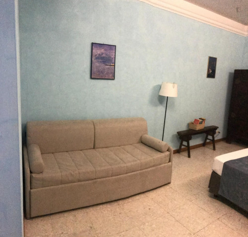 Double ensuite bedroom in a 2-bedroom apartment near Cipro metro station - Gallery - 10