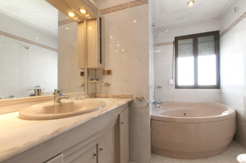 Double Bedroom next to large park in Carabanchel - Gallery - 8