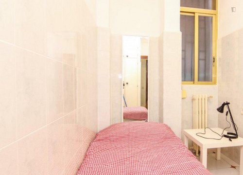  Comfy Single Bedroom Not Too Far From Universidad De Valencia  -  Comfy single bedroom not too far from Universidad de Valencia  - Gallery -  2
