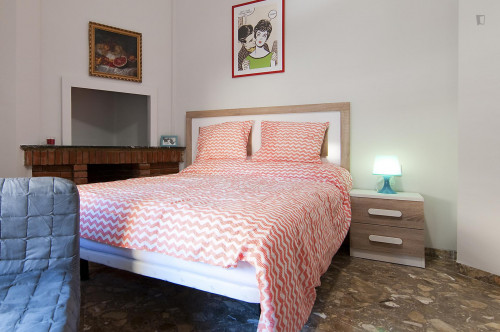 Welcoming double bedroom, not far from Universidad Católica de Valencia San Vicente Mártir  - Gallery -  2