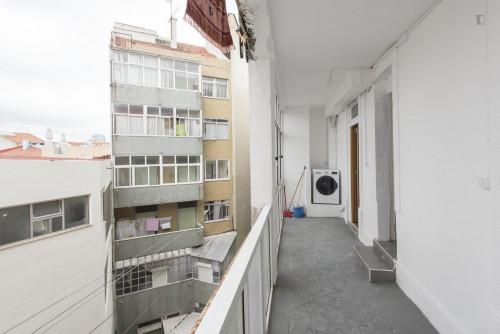 Luminous single bedroom near Instituto Superior Técnico - Gallery - 14