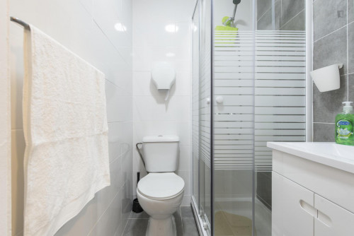 Luminous single bedroom near Instituto Superior Técnico - Gallery - 8