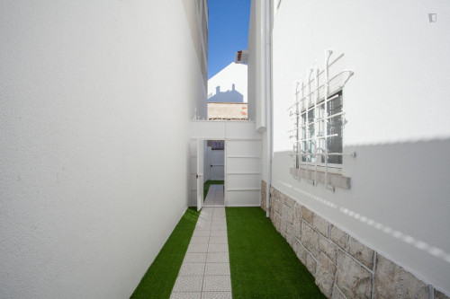 Bright and cosy single bedroom with a balcony, in Costa da Caparica - Gallery - 15