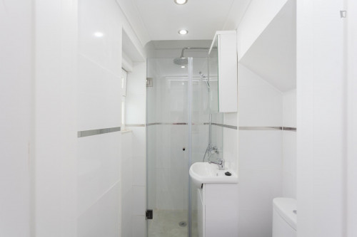 Bright and cosy single bedroom with a balcony, in Costa da Caparica - Gallery - 38