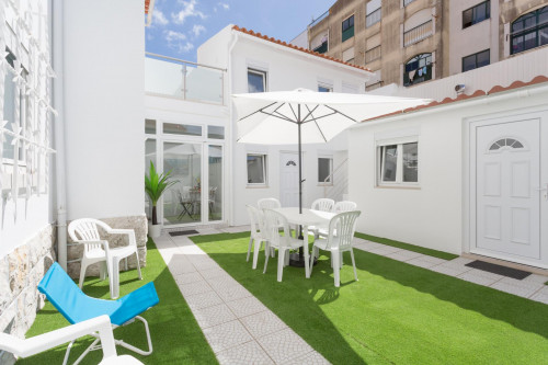 Bright and cosy single bedroom with a balcony, in Costa da Caparica - Gallery - 11